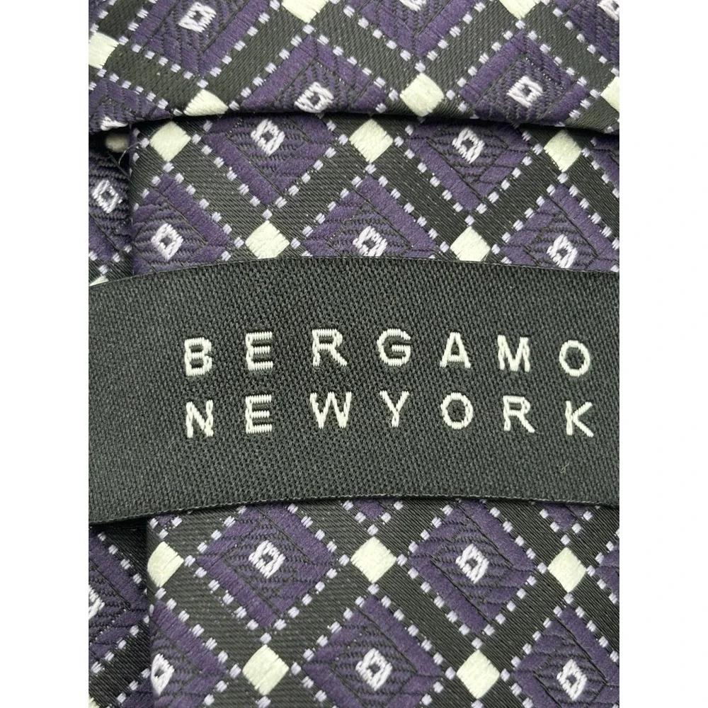 Bergamo Men's 100% Silk Necktie Black Purple Geometric Diamond Made in Italy